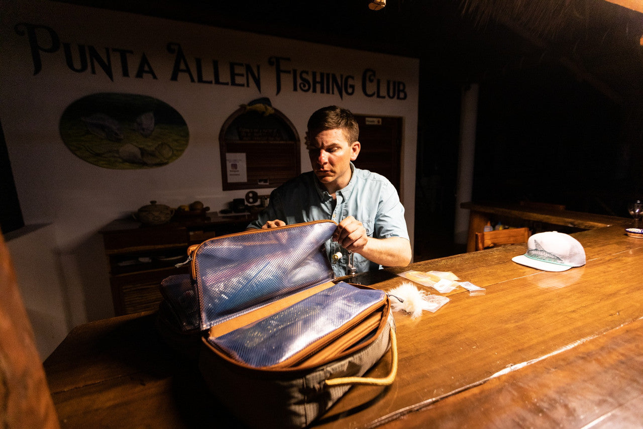 FISHPOND TAILWATER FLY TYING KIT