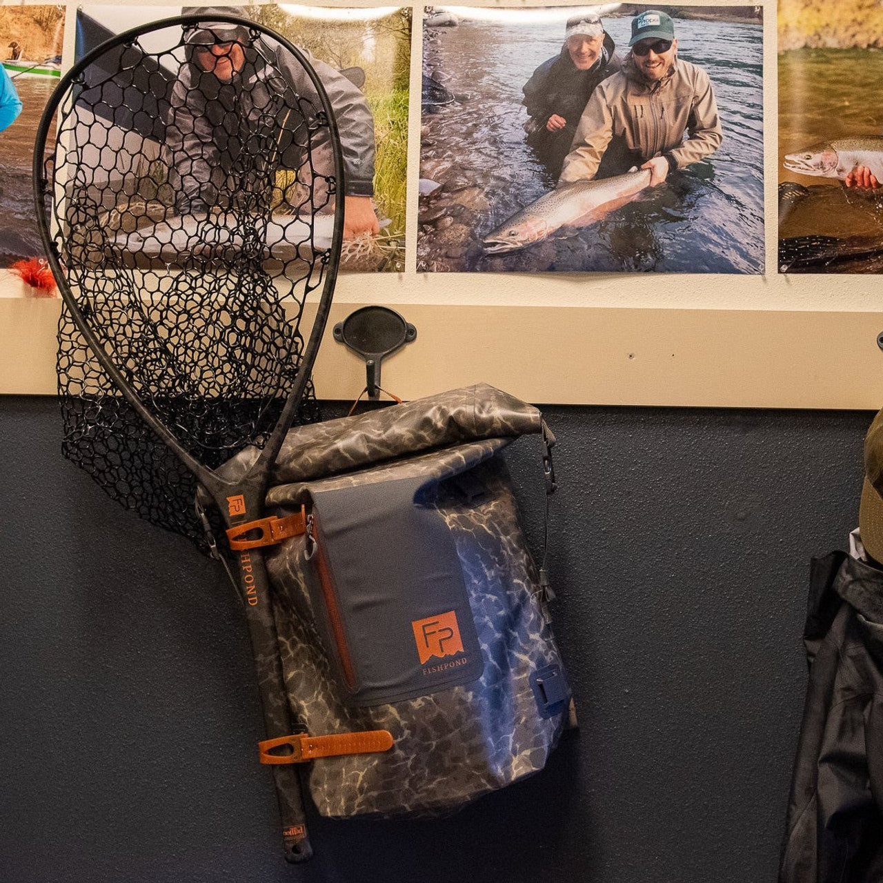 FISHPOND NOMAD MID-LENGTH BOAT NET - WILD RUN EDITION – Fred's