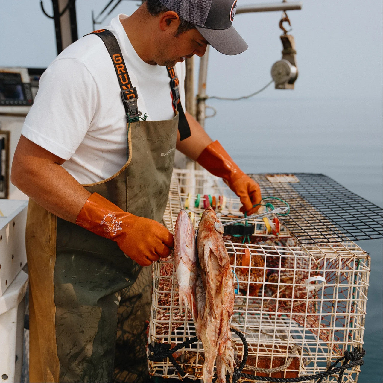 GRUNDENS STERNMAN ARMORED BIB