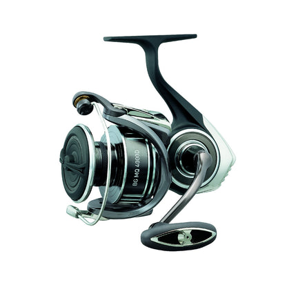 DAIWA BG MQ SPINNING REEL