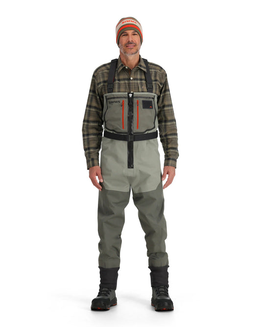 SIMMS MEN'S FREESTONE ZIP STOCKINGFOOT WADER*2023
