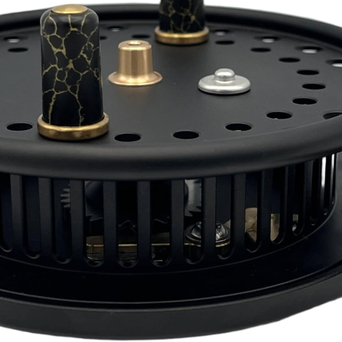 KINGPIN ZEPYHR AREO 4 1/4" CENTERPIN FLOAT REEL